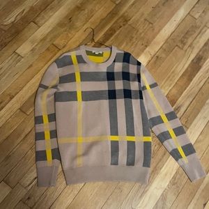 Burberry sweater